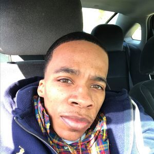 Meet your Posher, Devin